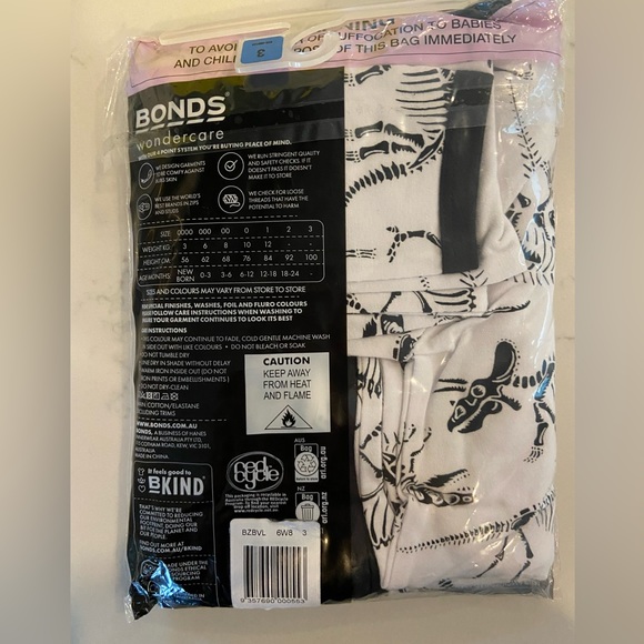 Bonds zip wondersuit white dino size 3 NIB - Picture 2 of 2